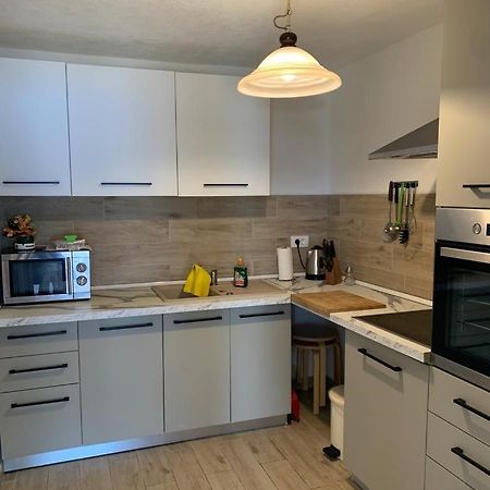 Seaside Apartment Padre Бибинє Екстер'єр фото
