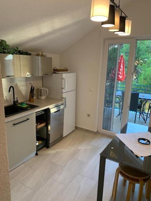 Seaside Apartment Padre Бибинє Екстер'єр фото