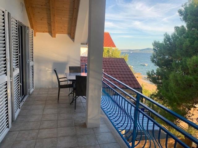 Seaside Apartment Padre Бибинє Екстер'єр фото
