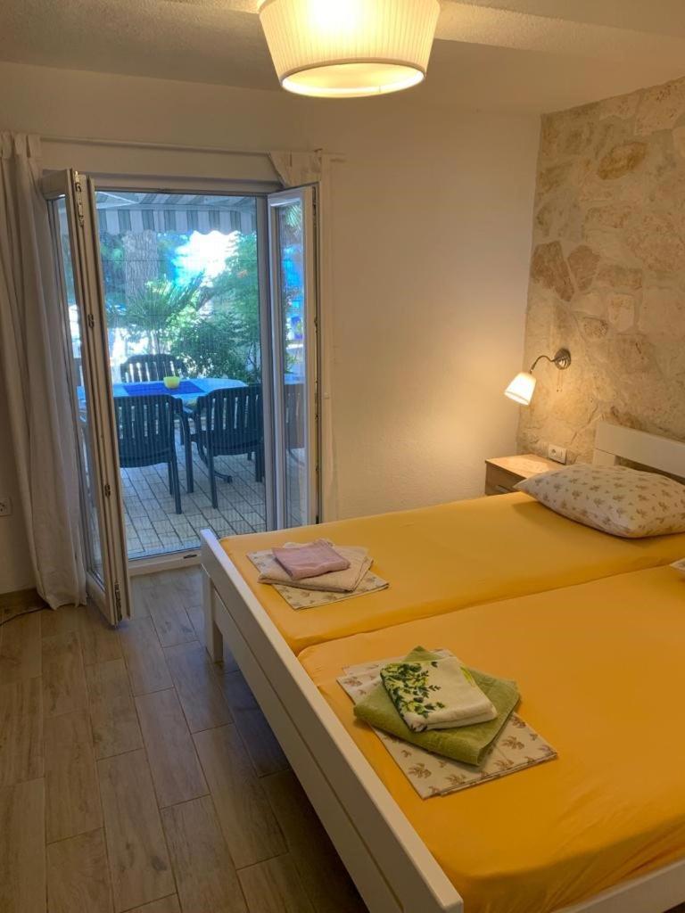 Seaside Apartment Padre Бибинє Екстер'єр фото